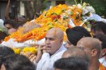 Puneet Issar at Dara Singh funeral in Mumbai on 12th July 2012 (139).JPG